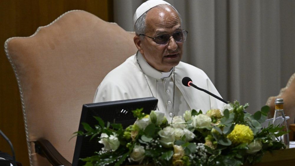 Pope Leo XIV Calls for Hope, Synodality and Peace at Close of Extraordinary Consistory