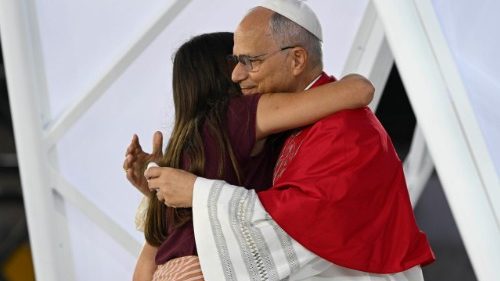 Pope in Barcelona: “We are made for the infinite”