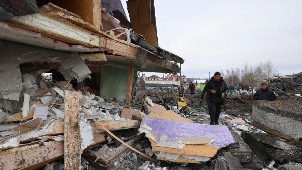 Pope Leo Urges Immediate Ceasefire as Ukraine War Enters Fourth Year