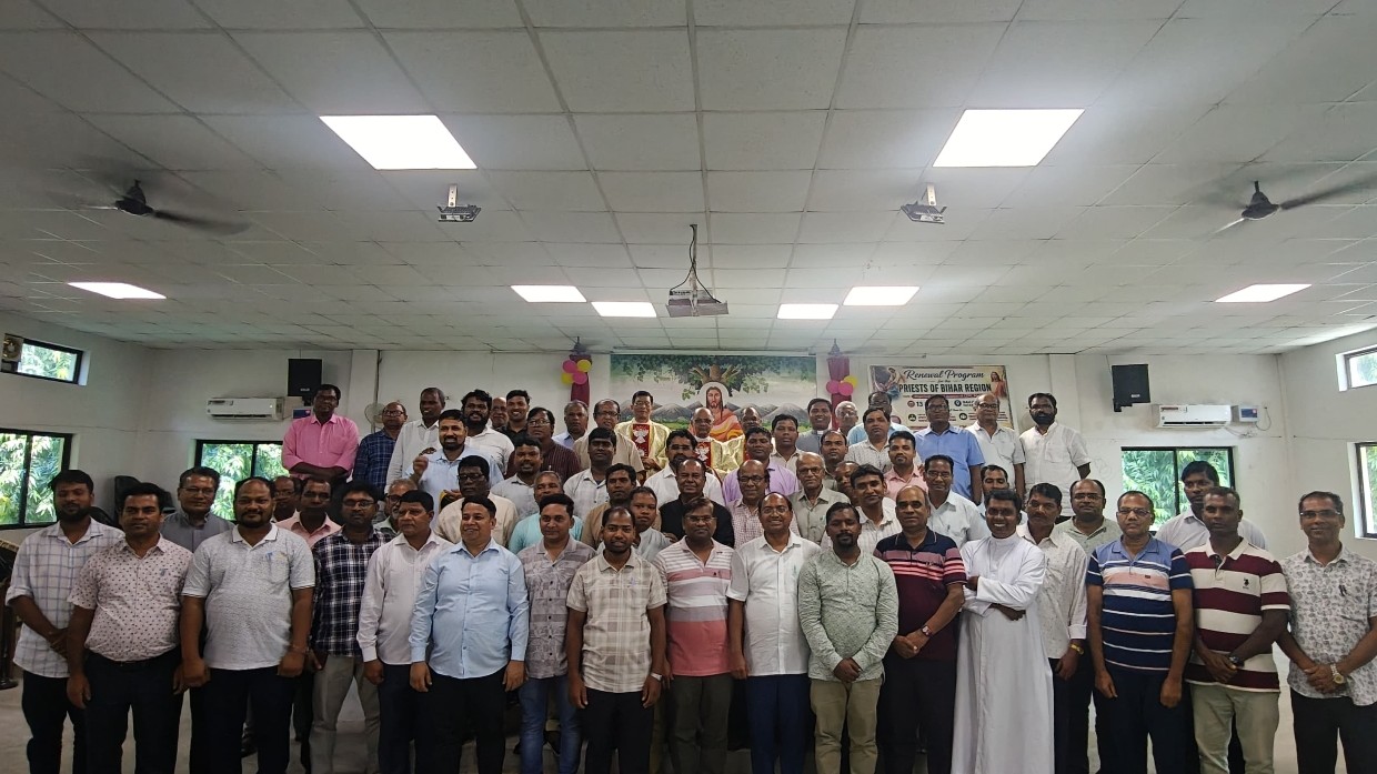 Bihar priests renew missionary commitment through formation and fraternity